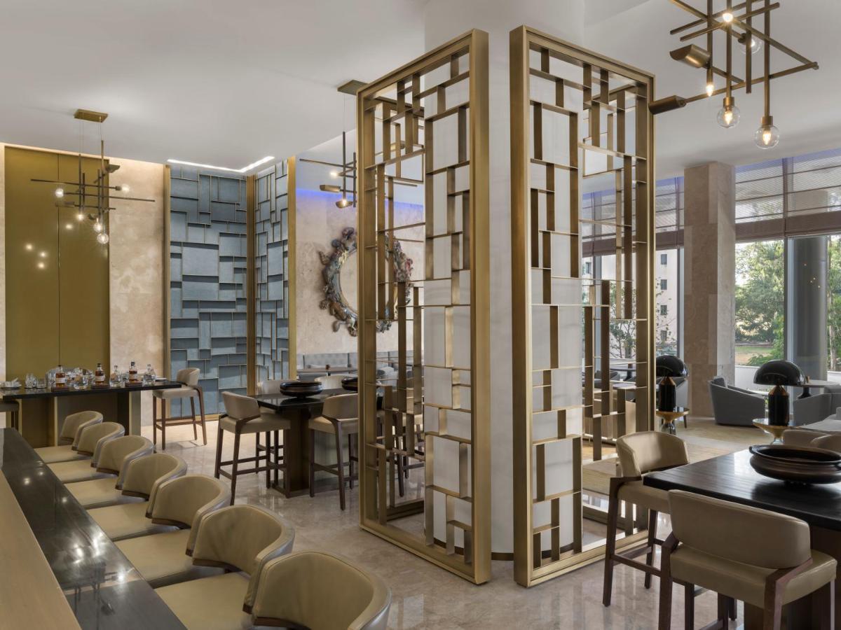 Four Seasons Hotel Bengaluru At Embassy One Exteriér fotografie