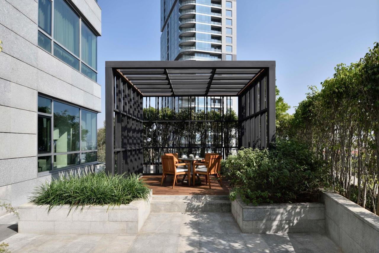 Four Seasons Hotel Bengaluru At Embassy One Exteriér fotografie